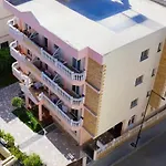 Nuovo Sun 招待所 格勒姆