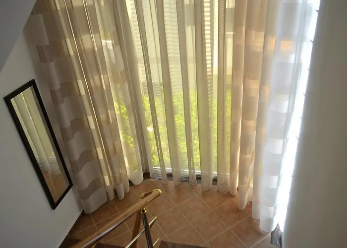 Nuovo Sun Golem (Tirana)