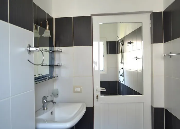 Pensionat Nuovo Sun Golem (Tirana)